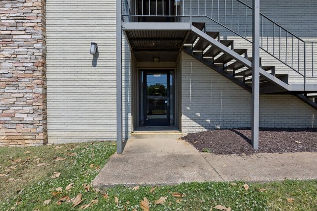 6680 Charlotte Pike Apt C1, Nashville, TN 37209