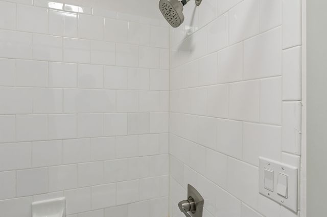 6680 Charlotte Pike Apt C1, Nashville, TN 37209