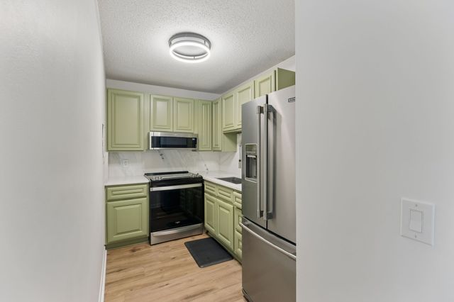6680 Charlotte Pike Apt C1, Nashville, TN 37209