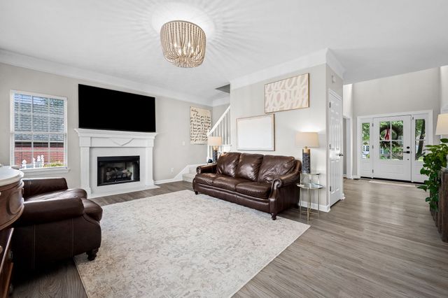 212 Comer Cir, Murfreesboro, TN 37128