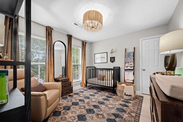 212 Comer Cir, Murfreesboro, TN 37128