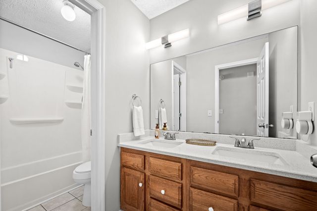 212 Comer Cir, Murfreesboro, TN 37128