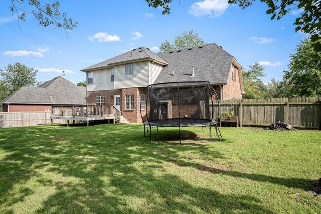 212 Comer Cir, Murfreesboro, TN 37128