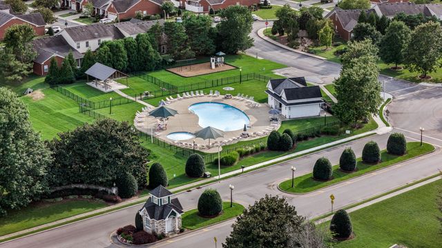212 Comer Cir, Murfreesboro, TN 37128