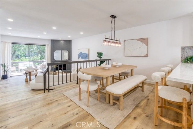 21900 Marylee Street 293, Woodland Hills (los Angeles), CA 91367