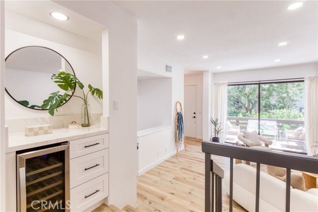 21900 Marylee Street 293, Woodland Hills (los Angeles), CA 91367