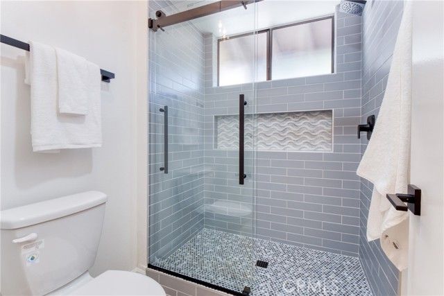 21900 Marylee Street 293, Woodland Hills (los Angeles), CA 91367