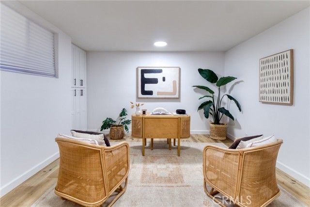 21900 Marylee Street 293, Woodland Hills (los Angeles), CA 91367