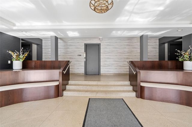 125 Main Street 2N, Port Washington, NY 11050