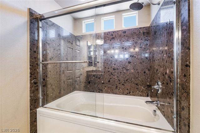 5282 Ledgewood Creek Avenue, Las Vegas, NV 89141