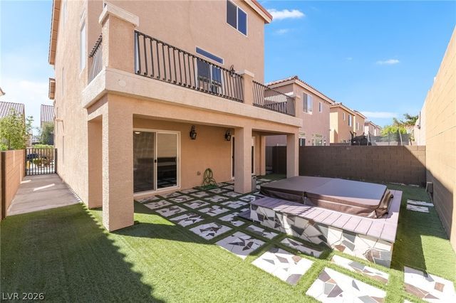 5282 Ledgewood Creek Avenue, Las Vegas, NV 89141