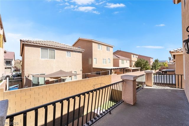 5282 Ledgewood Creek Avenue, Las Vegas, NV 89141