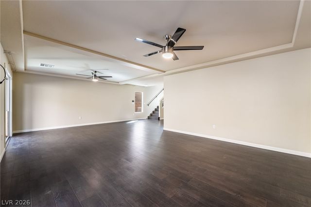 5282 Ledgewood Creek Avenue, Las Vegas, NV 89141