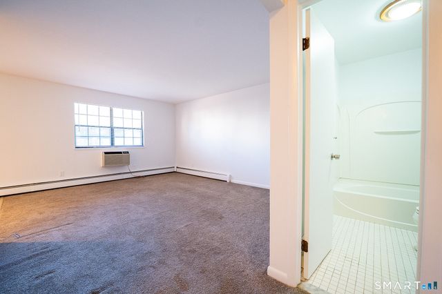 38 Enid Street APT B, Bridgeport, CT 06606