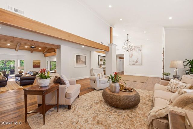 6007 Colodny Drive, Agoura Hills, CA 91301