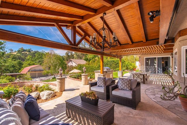6007 Colodny Drive, Agoura Hills, CA 91301