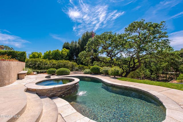 6007 Colodny Drive, Agoura Hills, CA 91301