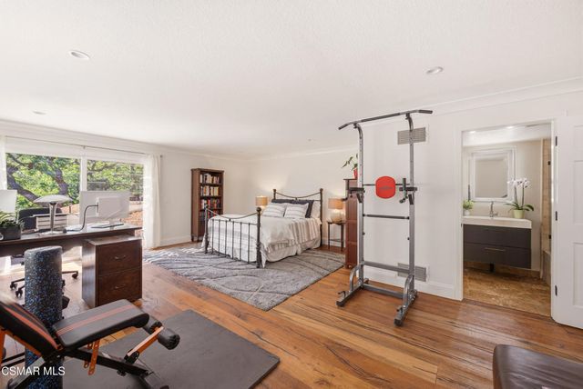 6007 Colodny Drive, Agoura Hills, CA 91301