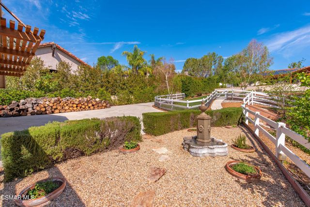 6007 Colodny Drive, Agoura Hills, CA 91301