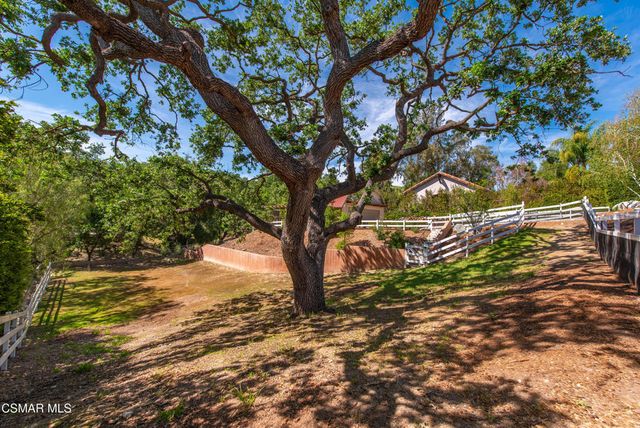 6007 Colodny Drive, Agoura Hills, CA 91301