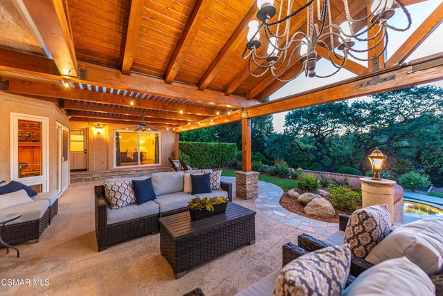 6007 Colodny Drive, Agoura Hills, CA 91301