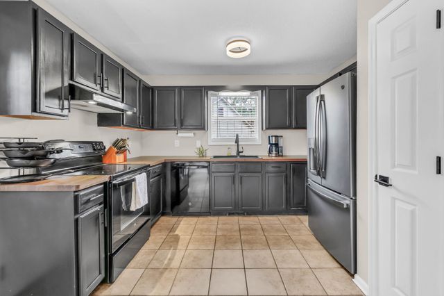 3300 Backridge Rd, Woodlawn, TN 37191