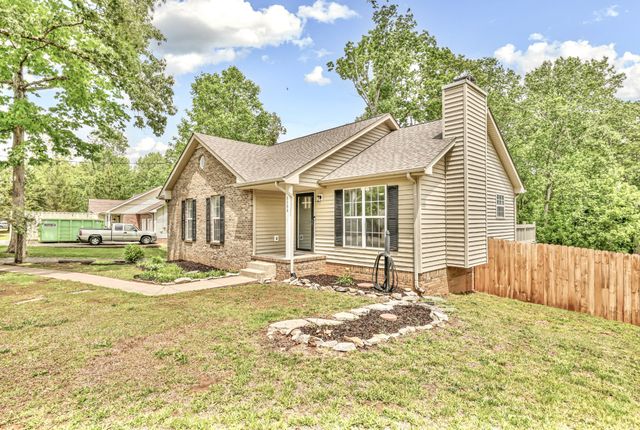 3300 Backridge Rd, Woodlawn, TN 37191