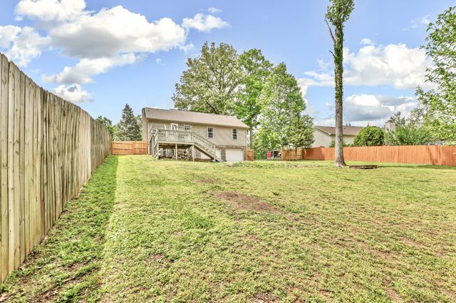 3300 Backridge Rd, Woodlawn, TN 37191