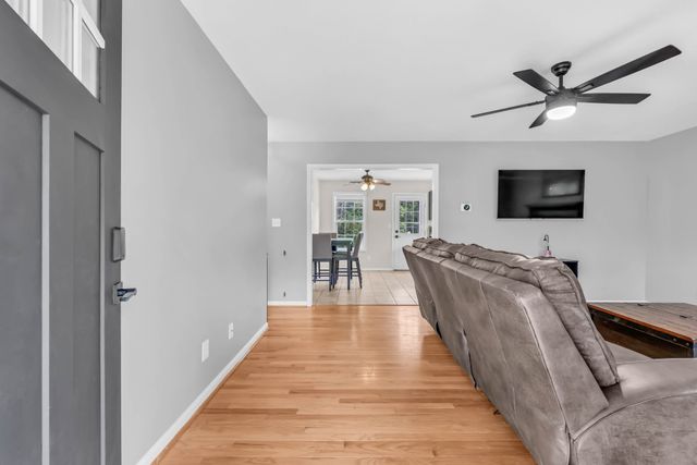 3300 Backridge Rd, Woodlawn, TN 37191