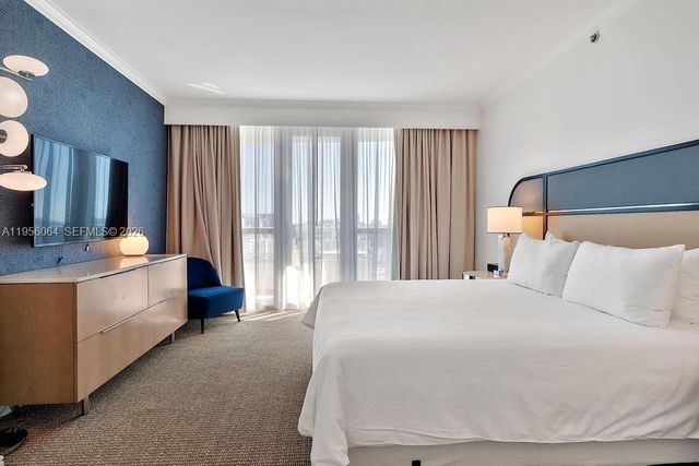 4401 Collins Ave 1712, Miami Beach, FL 33140