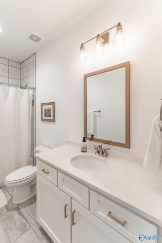 136 Bourbon Alley, Madison, AL 35758