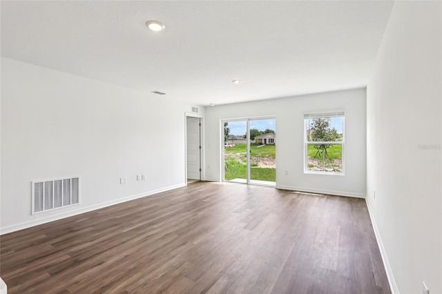 1143 AMBER WAVES COURT, Lake Wales, FL 33859