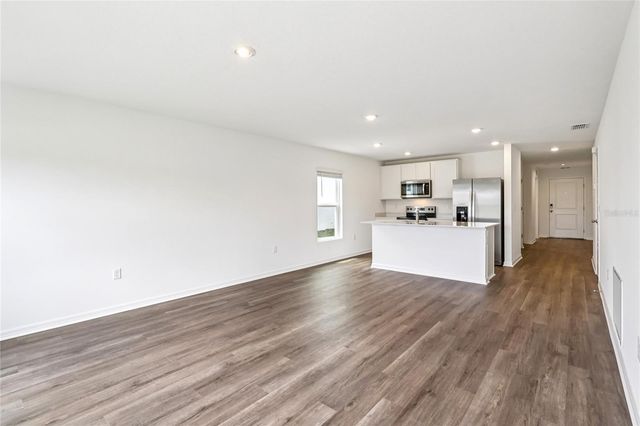 1143 AMBER WAVES COURT, Lake Wales, FL 33859