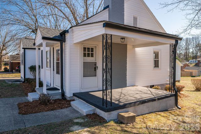 1203 W Gold Street Extension, Kings Mountain, NC 28086