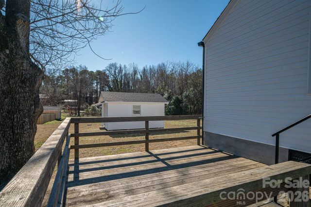 1203 W Gold Street Extension, Kings Mountain, NC 28086