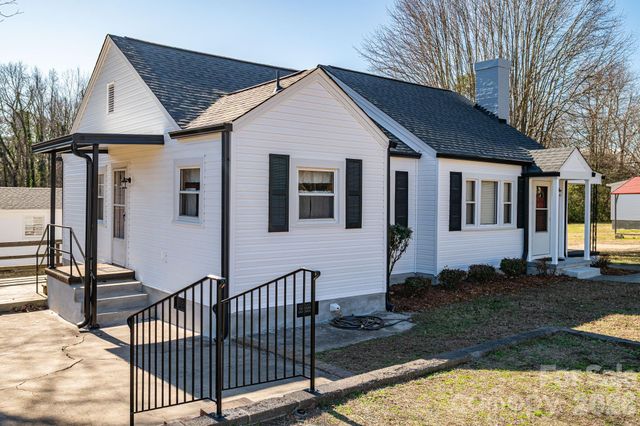 1203 W Gold Street Extension, Kings Mountain, NC 28086