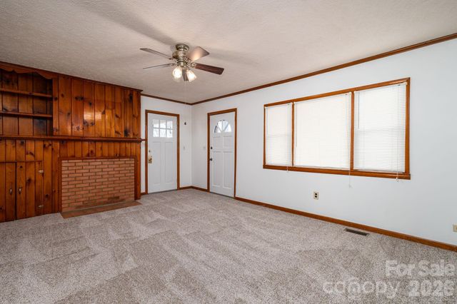 1203 W Gold Street Extension, Kings Mountain, NC 28086