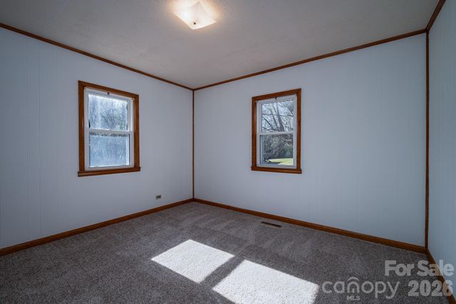 1203 W Gold Street Extension, Kings Mountain, NC 28086