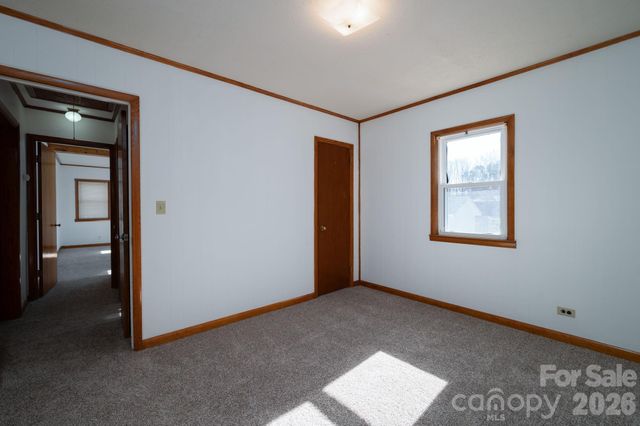 1203 W Gold Street Extension, Kings Mountain, NC 28086