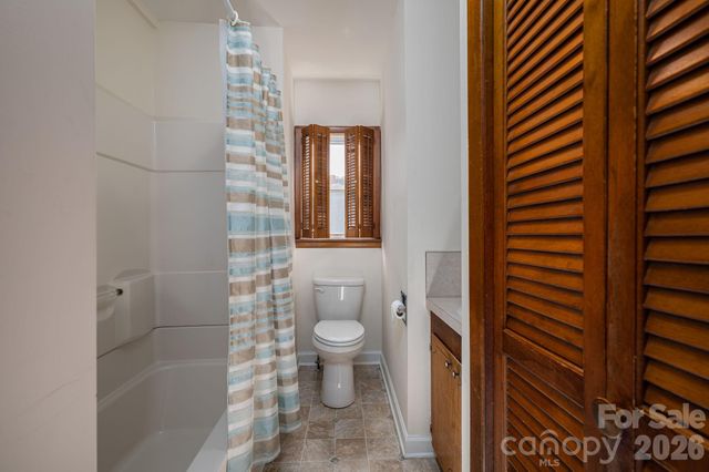 1203 W Gold Street Extension, Kings Mountain, NC 28086