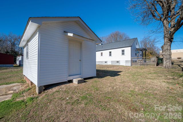 1203 W Gold Street Extension, Kings Mountain, NC 28086