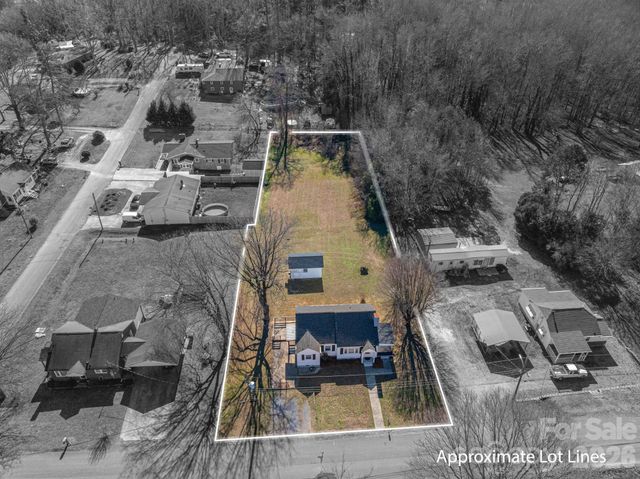 1203 W Gold Street Extension, Kings Mountain, NC 28086