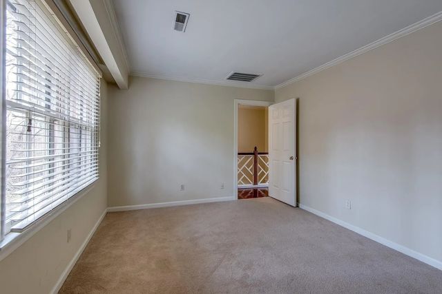 252 Westchase Dr, Nashville, TN 37205