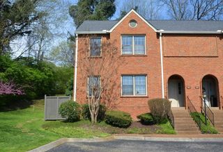 252 Westchase Dr, Nashville, TN 37205
