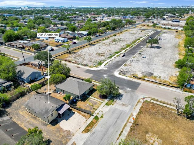 705 Seminole St, Corpus Christi, TX 78405