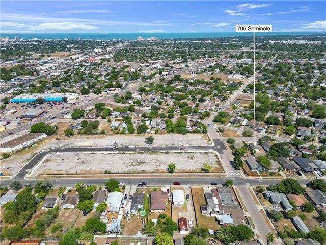 705 Seminole St, Corpus Christi, TX 78405