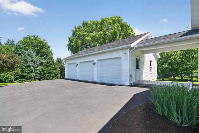 1907 VALLEY RD, Coatesville, PA 19320