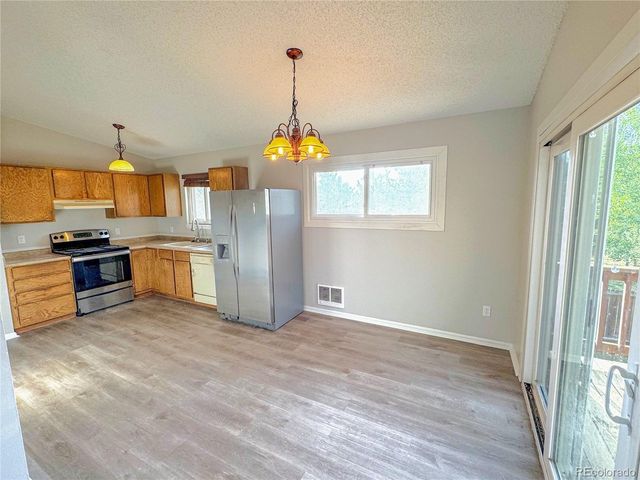 1056 Sundance Cir, Woodland Park, CO 80863