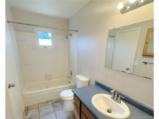 1056 Sundance Cir, Woodland Park, CO 80863