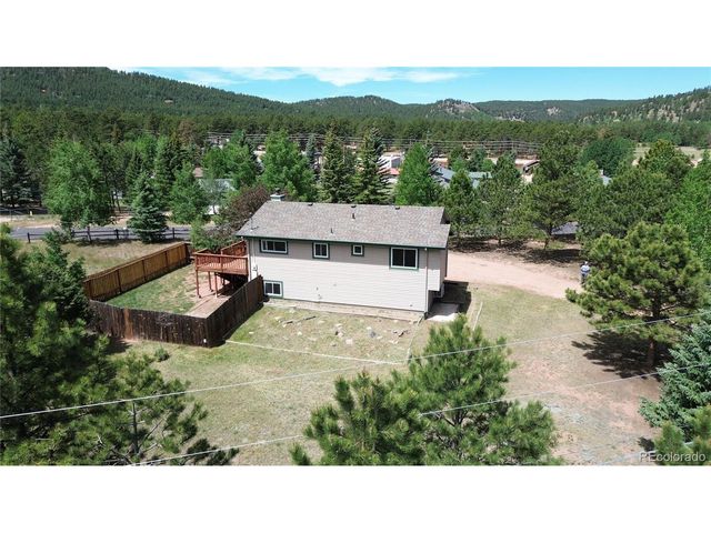1056 Sundance Cir, Woodland Park, CO 80863
